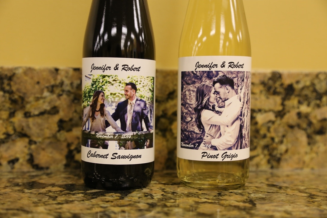 image of red wine and white wine wedding favors from your own winery