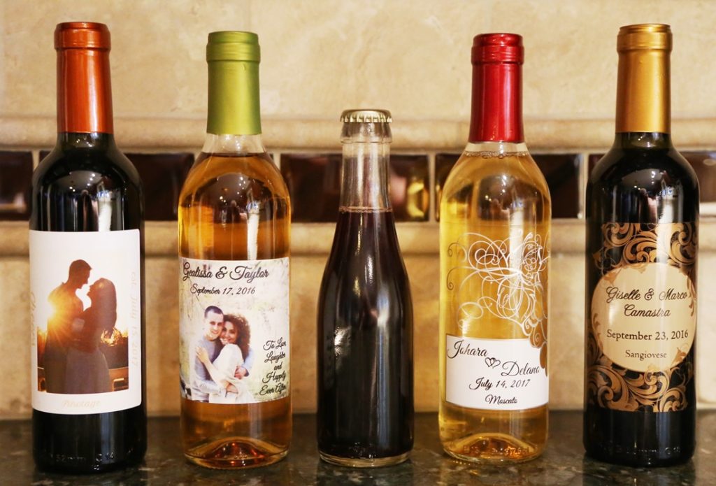 image of your own winery 375ml wine favors vs 187ml mini wine favor bottle